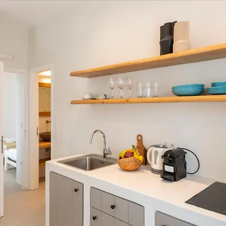 Sunrise Luxury Apartments & Suites Apartment