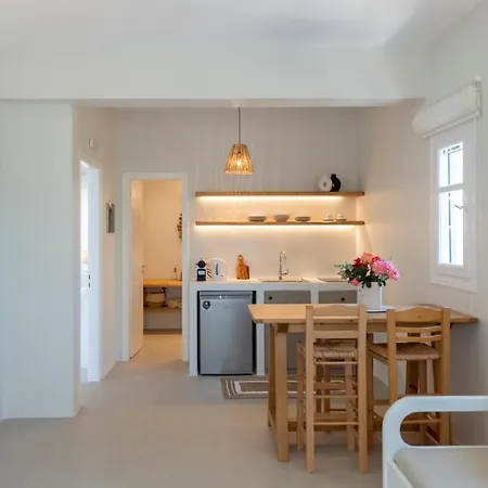 Sunrise Luxury Apartments & Suites Antiparos