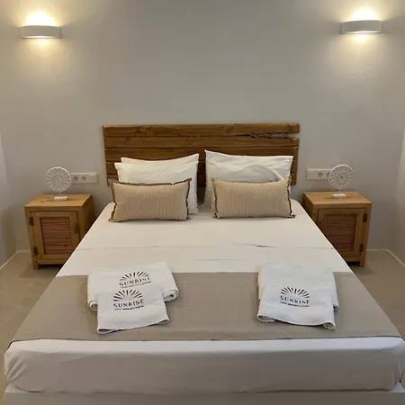 Sunrise Luxury Apartments & Suites Antiparos